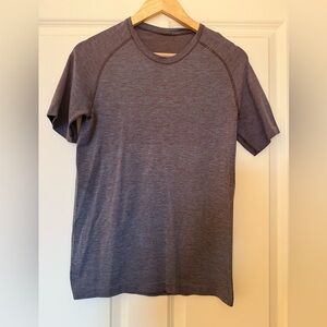 lululemon athletica Men's Short Sleeve Heathered running tee- Gray/Brown
